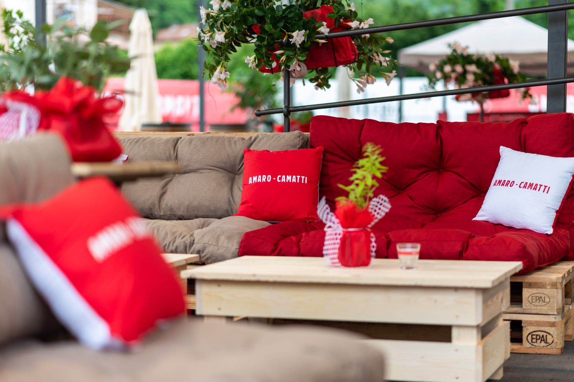 Camatti 100 — Lounge